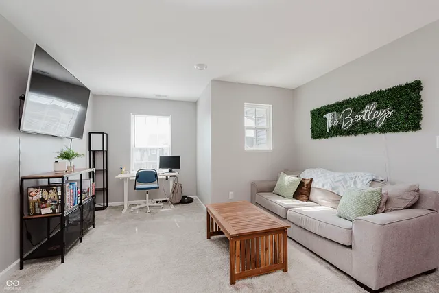 $362,500 | 5809 Terracotta Trace, McCordsville, IN 46055