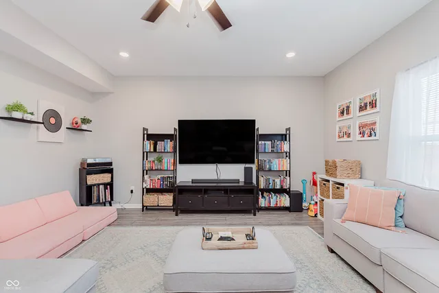 $362,500 | 5809 Terracotta Trace, McCordsville, IN 46055