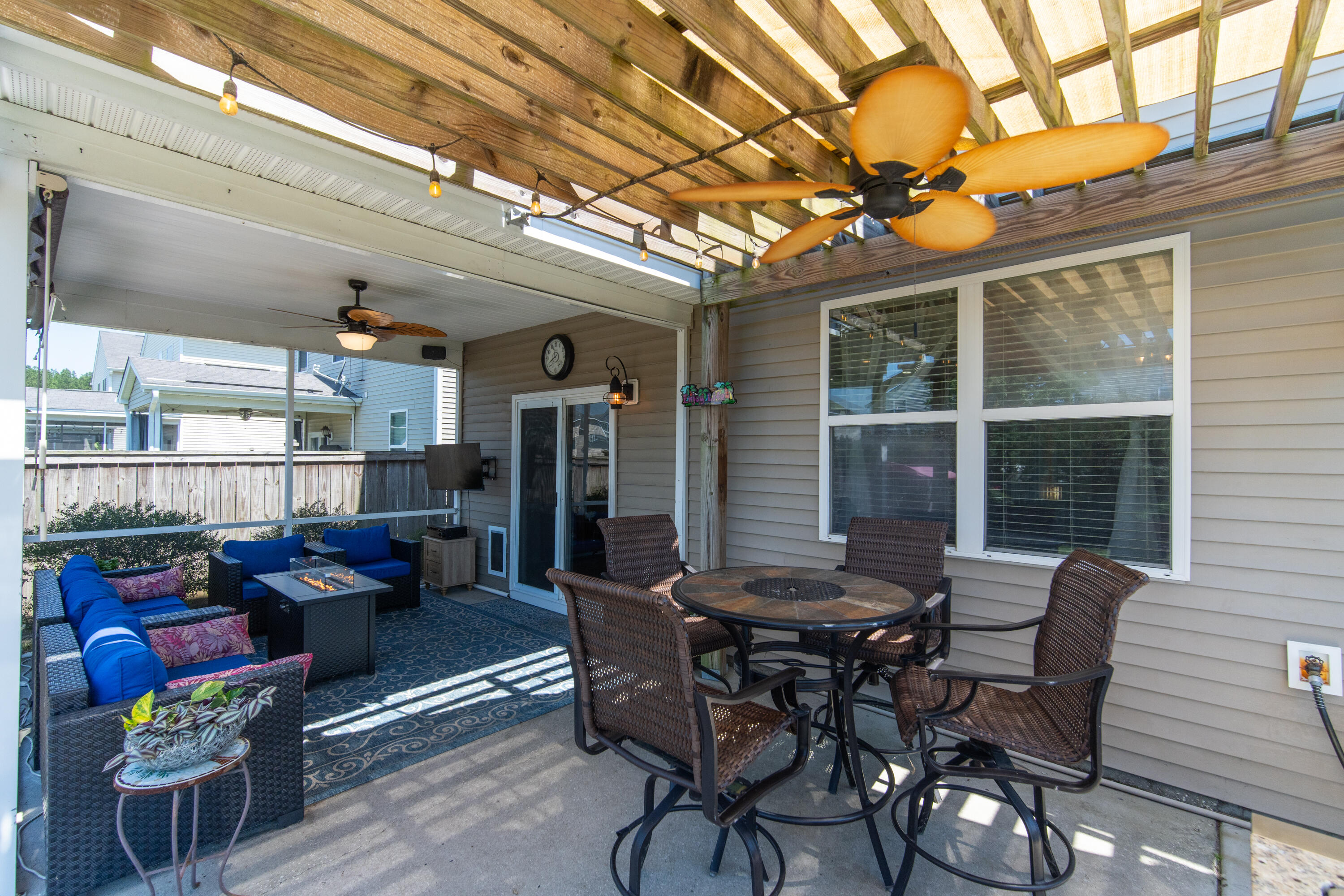 253 Cameron Street Summerville, SC 29486 - Photo 3 of 50 253 Cameron Street-44