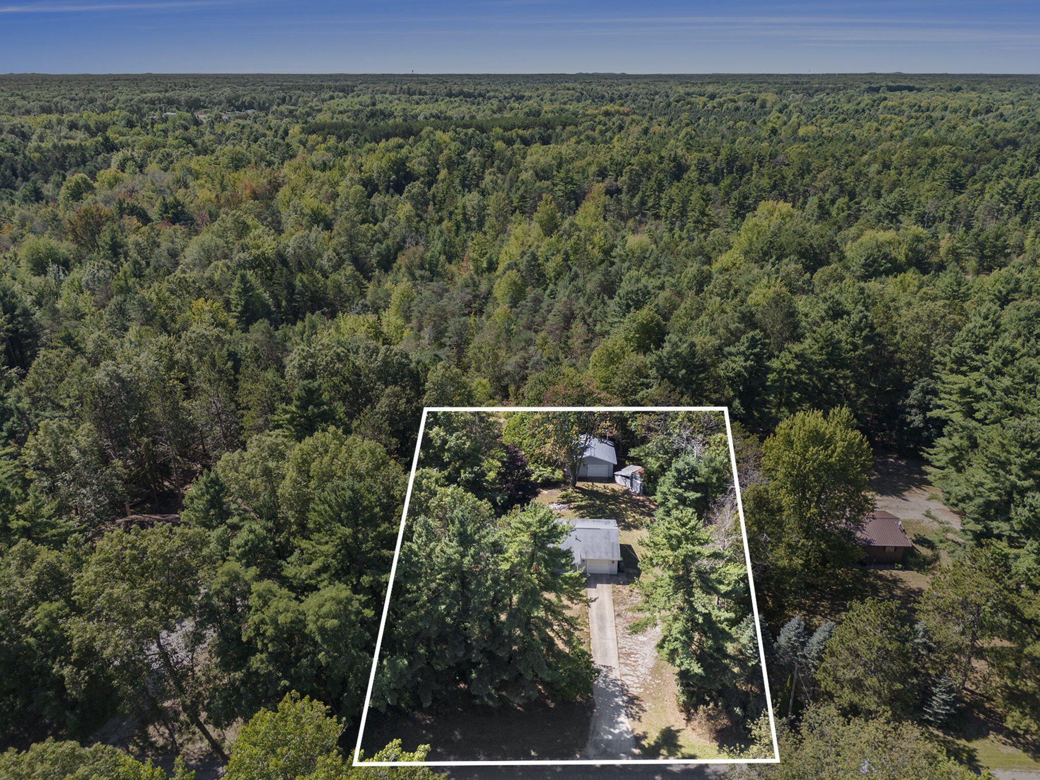 4005 Staple Road Muskegon, MI 49445 - Photo 5 of 34 1000010665
