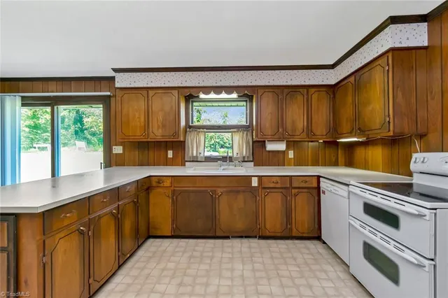 $428,000 | 885 Winkler Mill Road, Wilkesboro, NC 28697