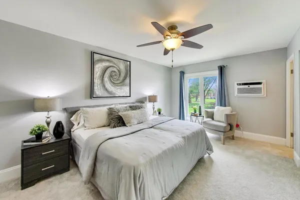 $265,000 | 3913 Saratoga Avenue, Unit G301, Downers Grove, IL 60515