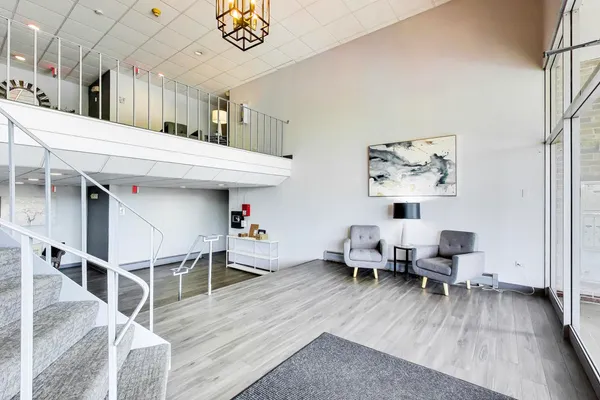 $265,000 | 3913 Saratoga Avenue, Unit G301, Downers Grove, IL 60515