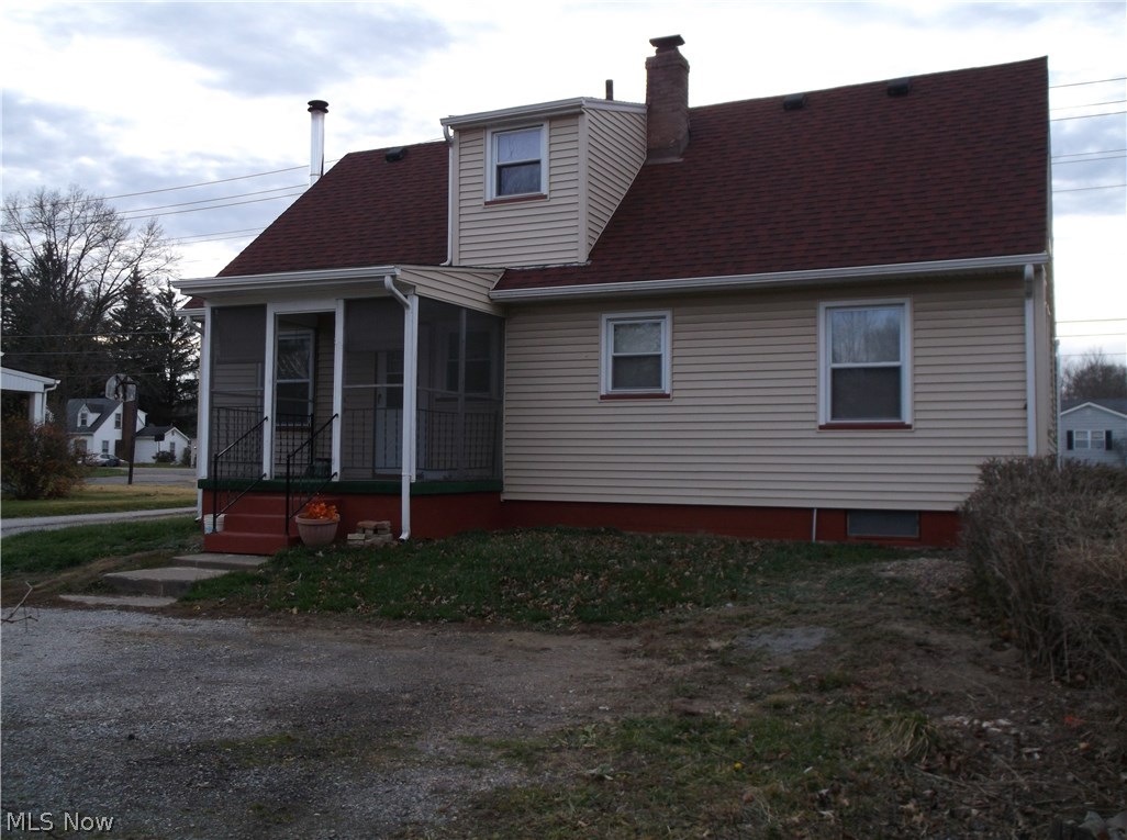 3017 South Meridian Road Youngstown, OH 44511 - Photo 2 of 15 Gallery Image 2