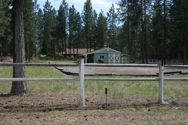 3320 East Bridle Trail Road Colbert, WA 99005 - Photo 1 of 7