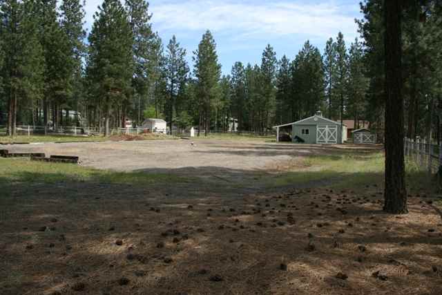 3320 East Bridle Trail Road Colbert, WA 99005 - Photo 2 of 7