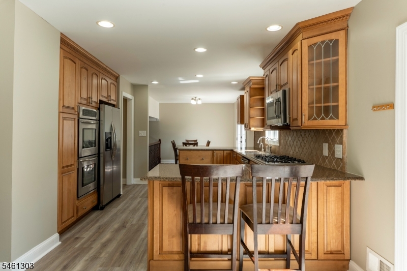 19 Bradford Road Edison, NJ 08820 - Photo 10 of 50 Gallery Image 10