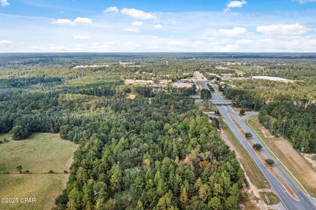 $880,000 | 77 Off Ramp, Chipley, FL 32428