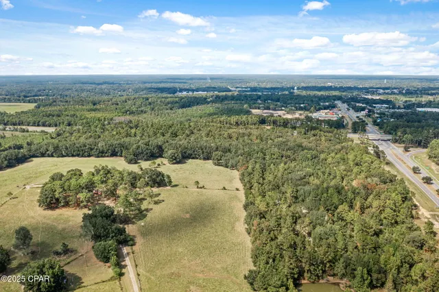 $880,000 | 77 Off Ramp, Chipley, FL 32428