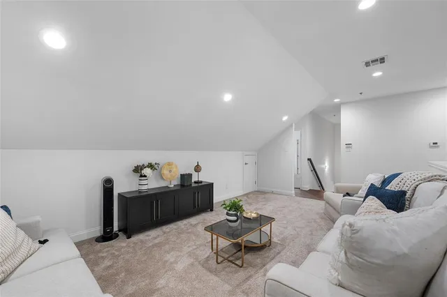 $975,000 | 2016 South 11th Street, Waco, TX 76706