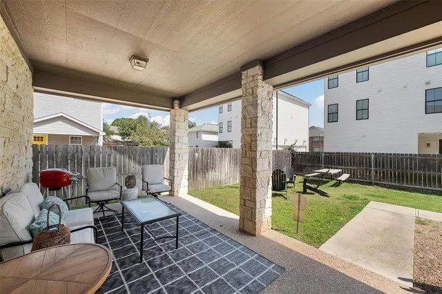 $975,000 | 2016 South 11th Street, Waco, TX 76706