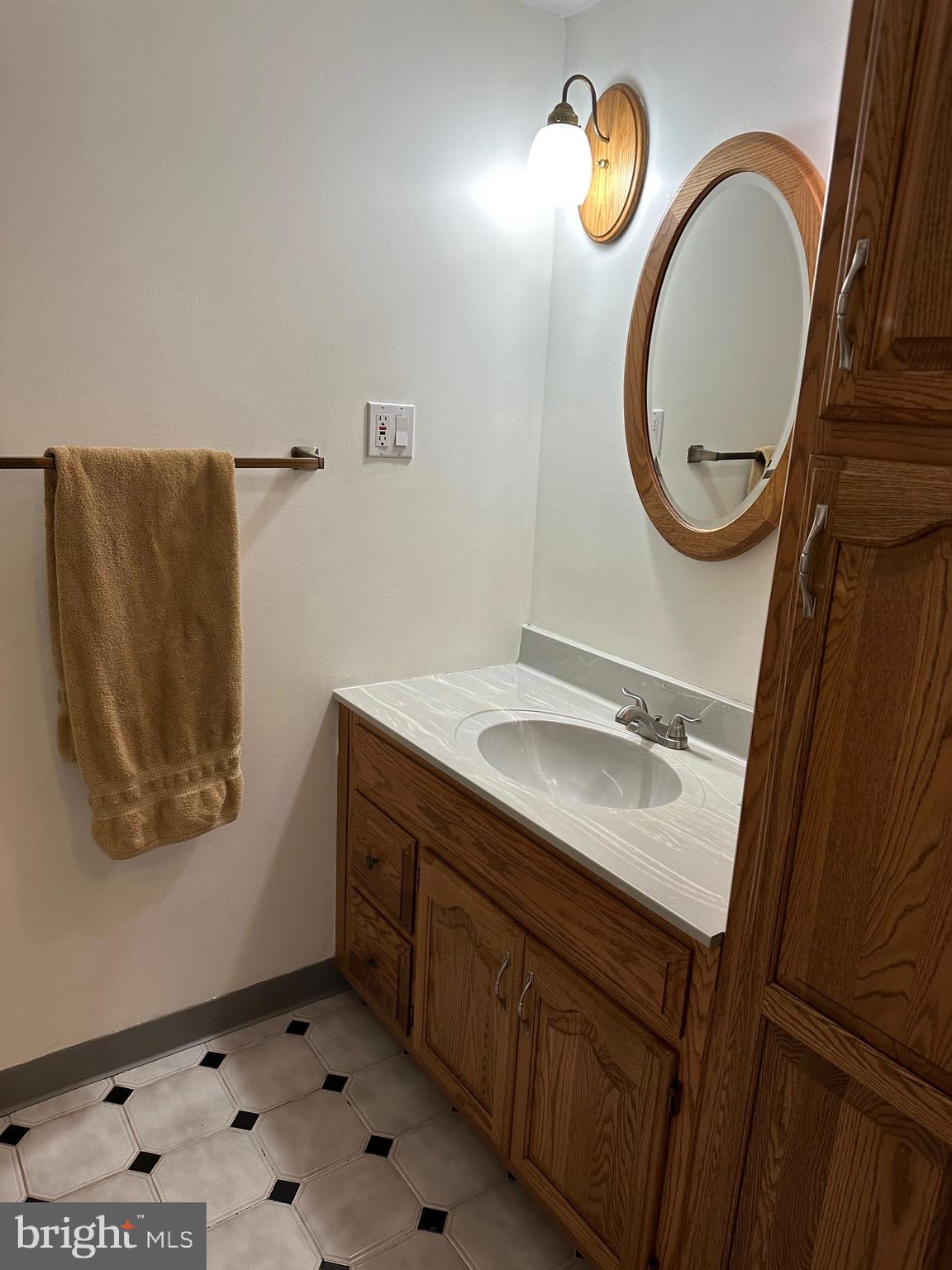 909 Callowhill Road Perkasie, PA 18944 - Photo 26 of 37 Master Bedroom 3/4 Bathroom