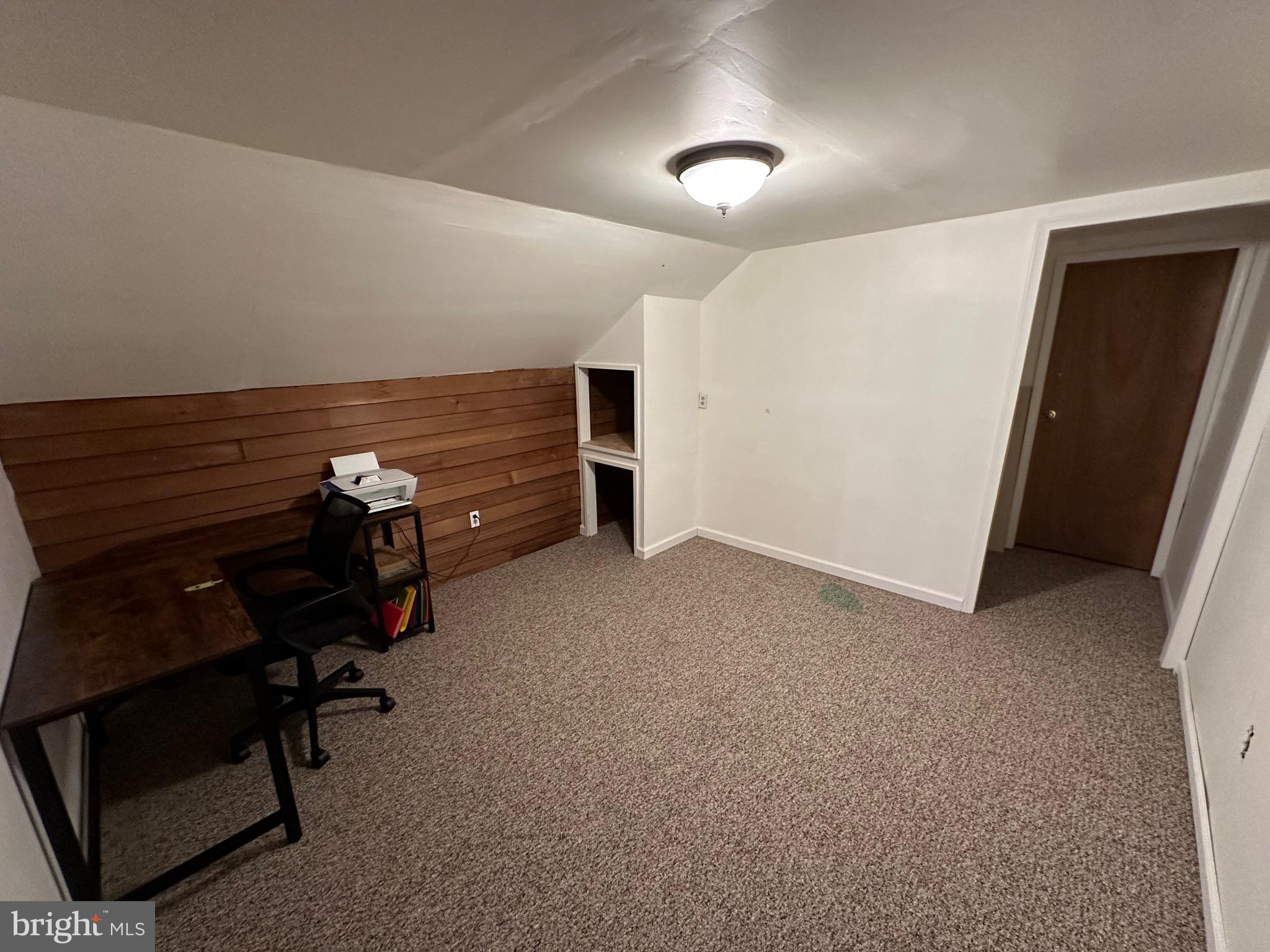 909 Callowhill Road Perkasie, PA 18944 - Photo 27 of 37 Office