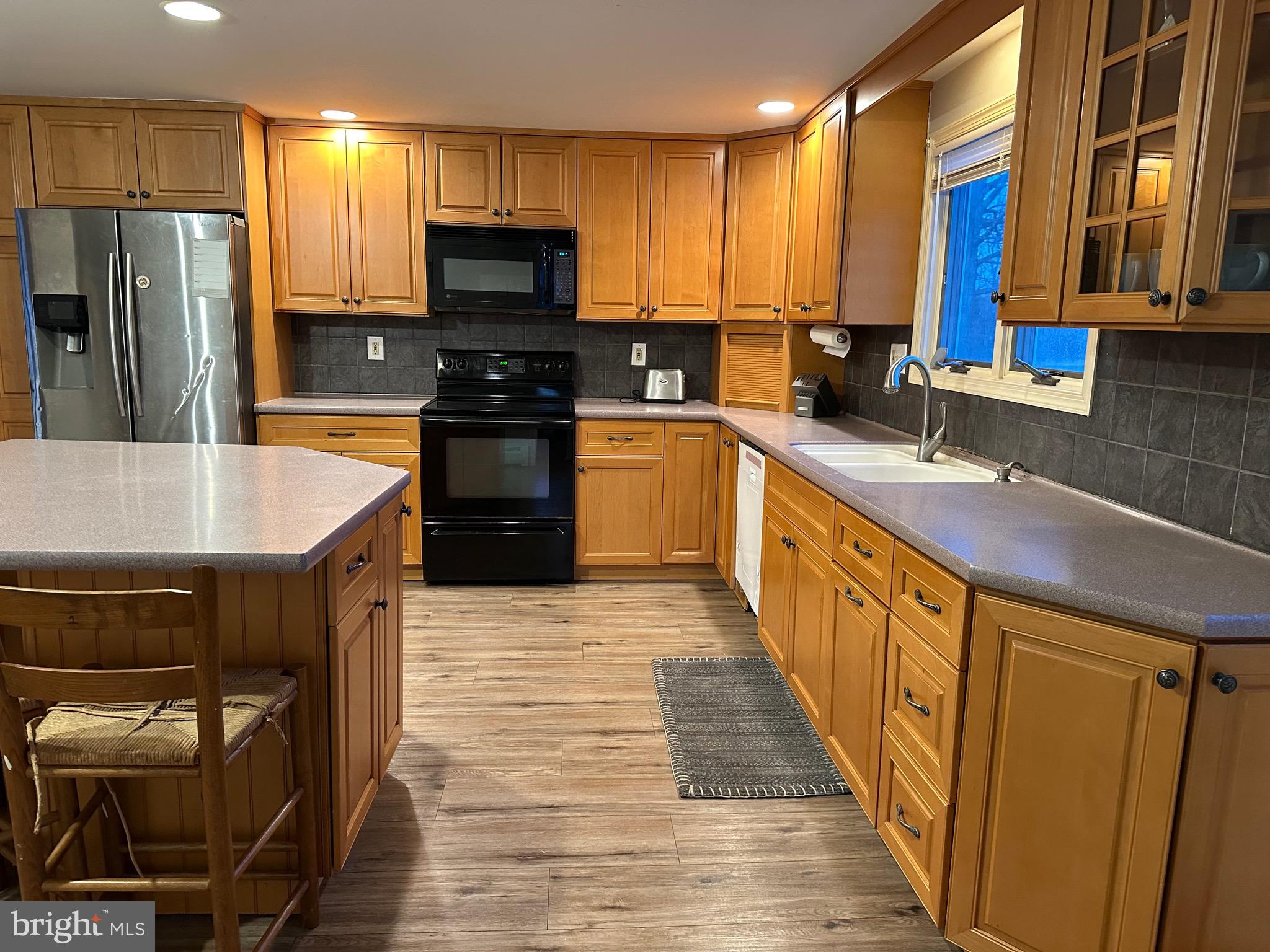 909 Callowhill Road Perkasie, PA 18944 - Photo 10 of 37 Kitchen