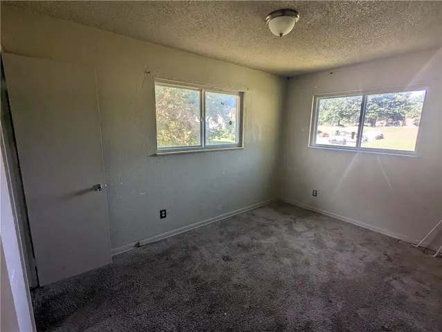 $175,000 | 6610-6612 Askew Avenue, Kansas City, MO 64132