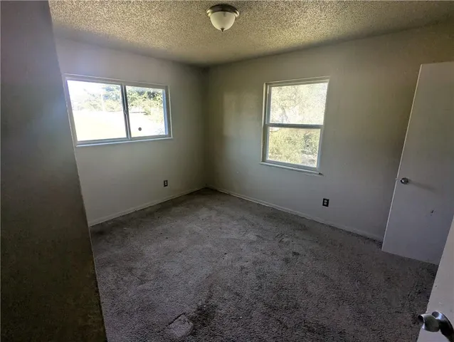 $175,000 | 6610-6612 Askew Avenue, Kansas City, MO 64132