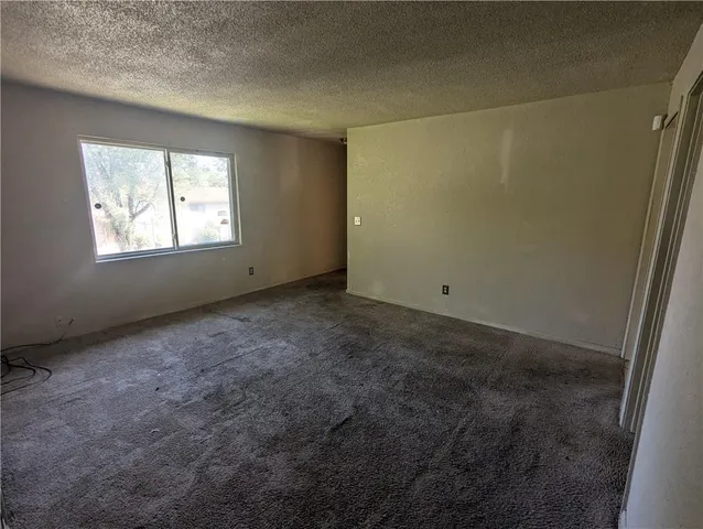 $175,000 | 6610-6612 Askew Avenue, Kansas City, MO 64132