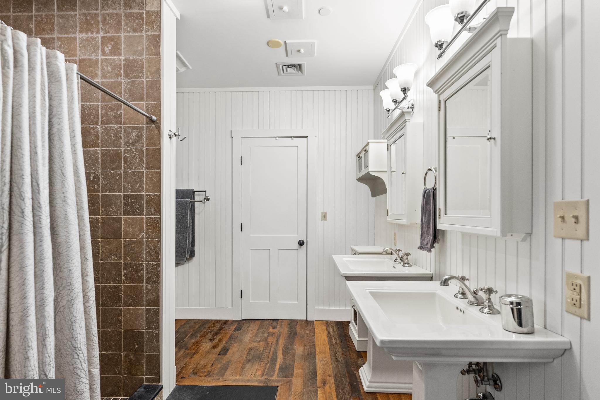 21100 West Offutt Road Poolesville, MD 20837 - Photo 18 of 58 Primary Bath w/ shower, two sinks, walk-in closet
