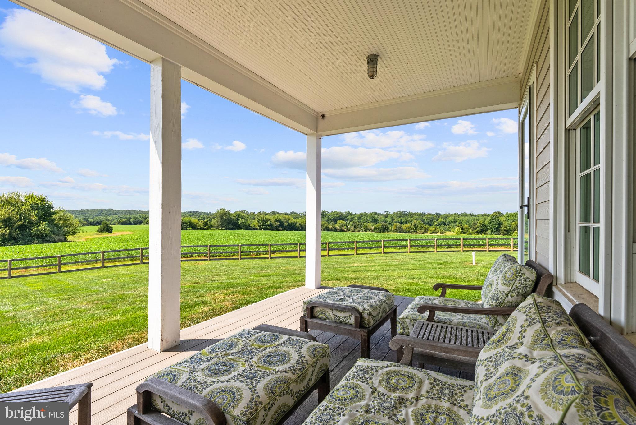 21100 West Offutt Road Poolesville, MD 20837 - Photo 27 of 58 a view of an ocean from a balcony