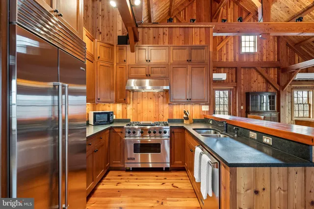 $7,950,000 | 21100 West Offutt Road, Poolesville, MD 20837