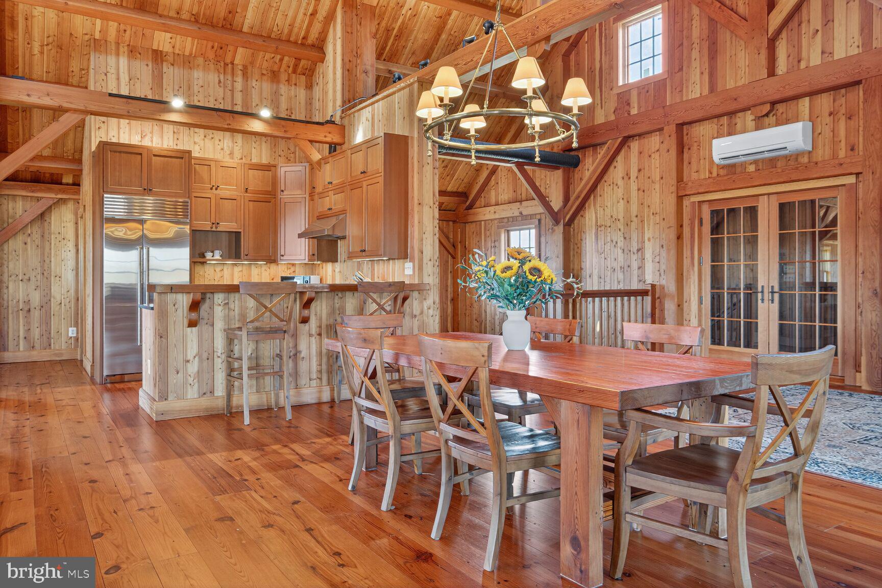 21100 West Offutt Road Poolesville, MD 20837 - Photo 40 of 58 Ample dining seating