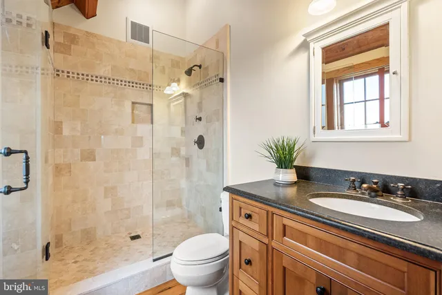 $7,950,000 | 21100 West Offutt Road, Poolesville, MD 20837