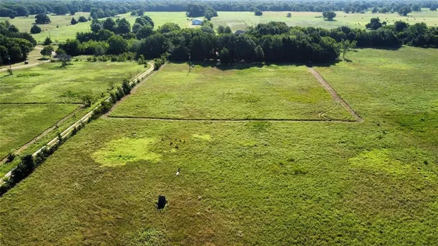 $275,000 | 1979 County Road 1135, Ravenna, TX 75476