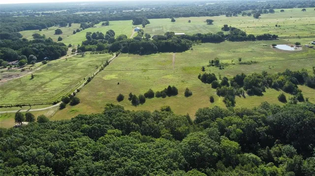 $275,000 | 1979 County Road 1135, Ravenna, TX 75476