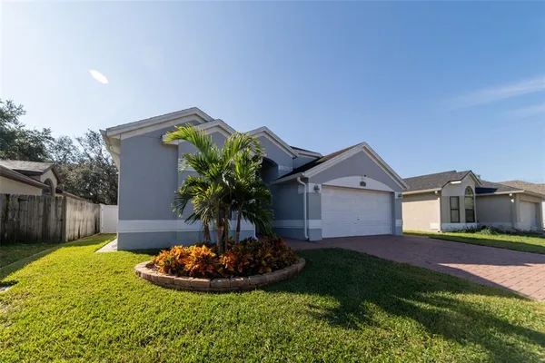 $399,900 | 1352 Woodfield Oaks Drive, Apopka, FL 32703