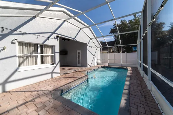 $399,900 | 1352 Woodfield Oaks Drive, Apopka, FL 32703