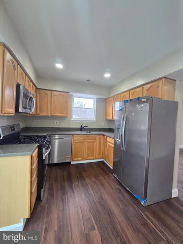 $2,500 | 34 Spar Drive, Unit B, Sicklerville, NJ 08081