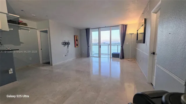 $4,150 | 1625 John F Kennedy Causeway, Unit 1103B, North Bay Village, FL 33141