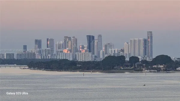 $4,150 | 1625 John F Kennedy Causeway, Unit 1103B, North Bay Village, FL 33141