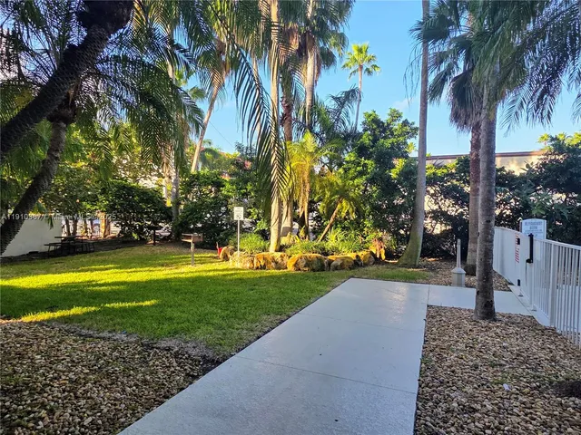 $4,150 | 1625 John F Kennedy Causeway, Unit 1103B, North Bay Village, FL 33141