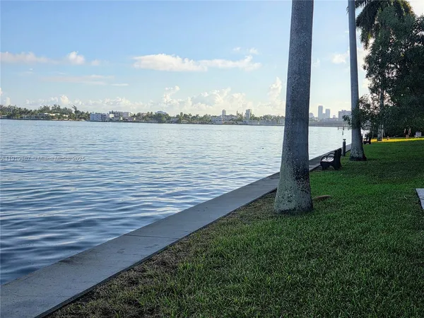 $4,150 | 1625 John F Kennedy Causeway, Unit 1103B, North Bay Village, FL 33141