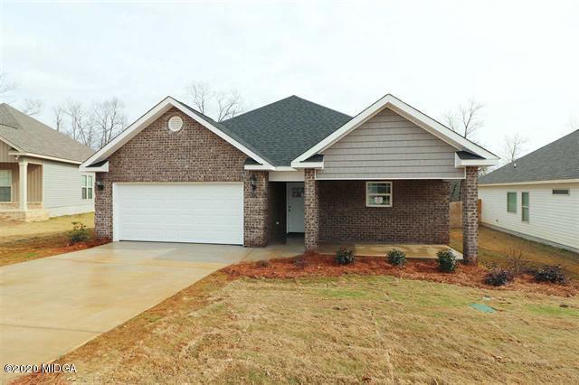 116 Hawks Ridge Byron, GA 31008 - Photo 34 of 34 a front view of a house with a yard