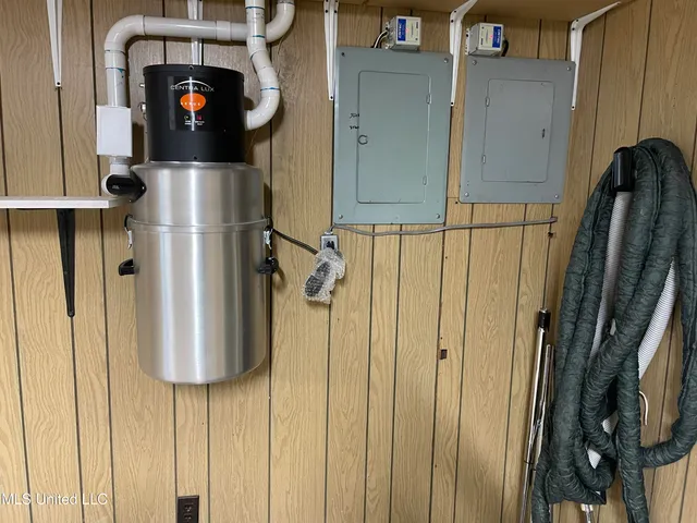 $399,995 | 18032 Kellogg Road, Saucier, MS 39574