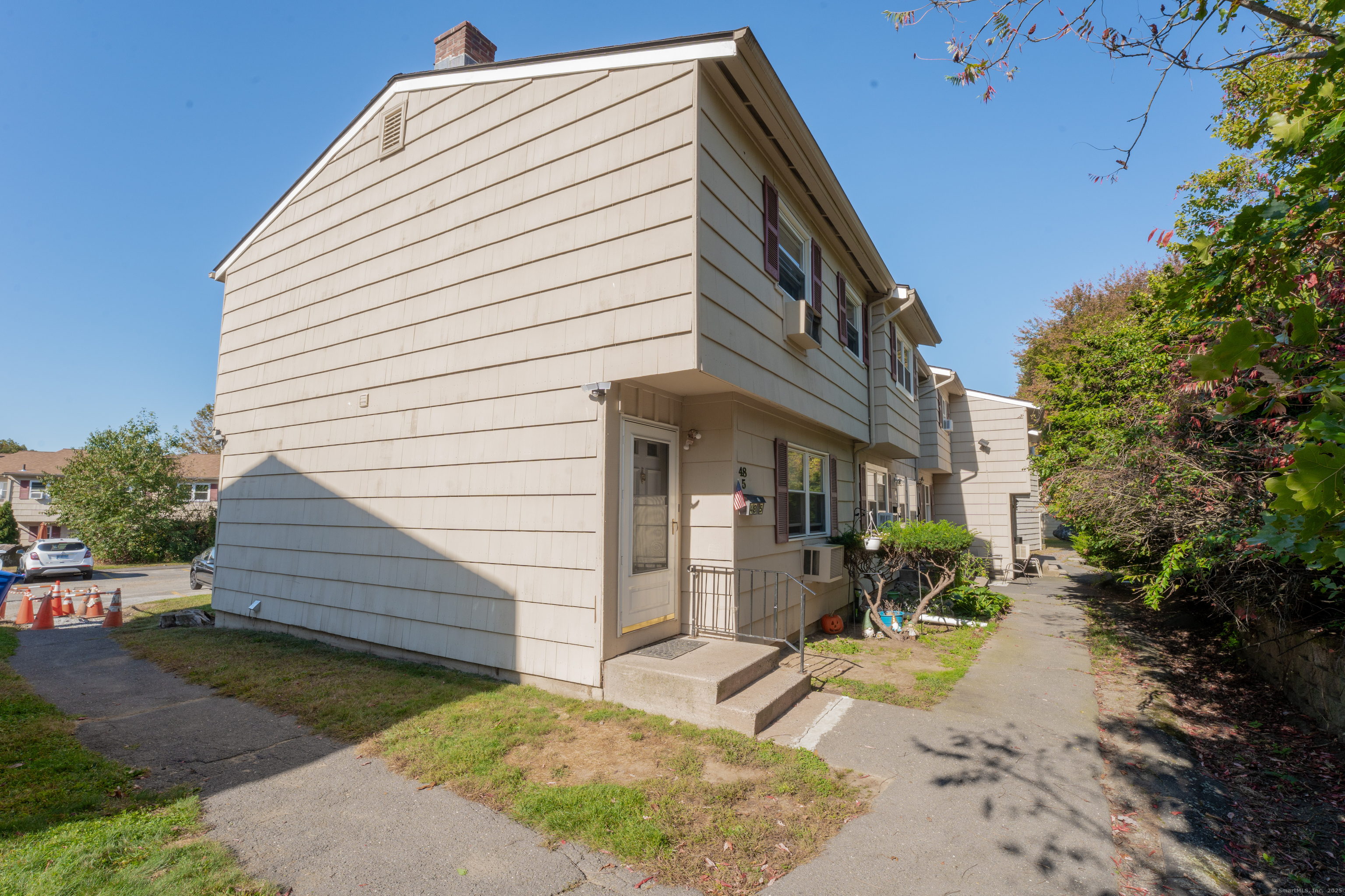 48 Round Tree Drive, Unit 5 Naugatuck, CT 06770 - Photo 13 of 13 a view of house with backyard