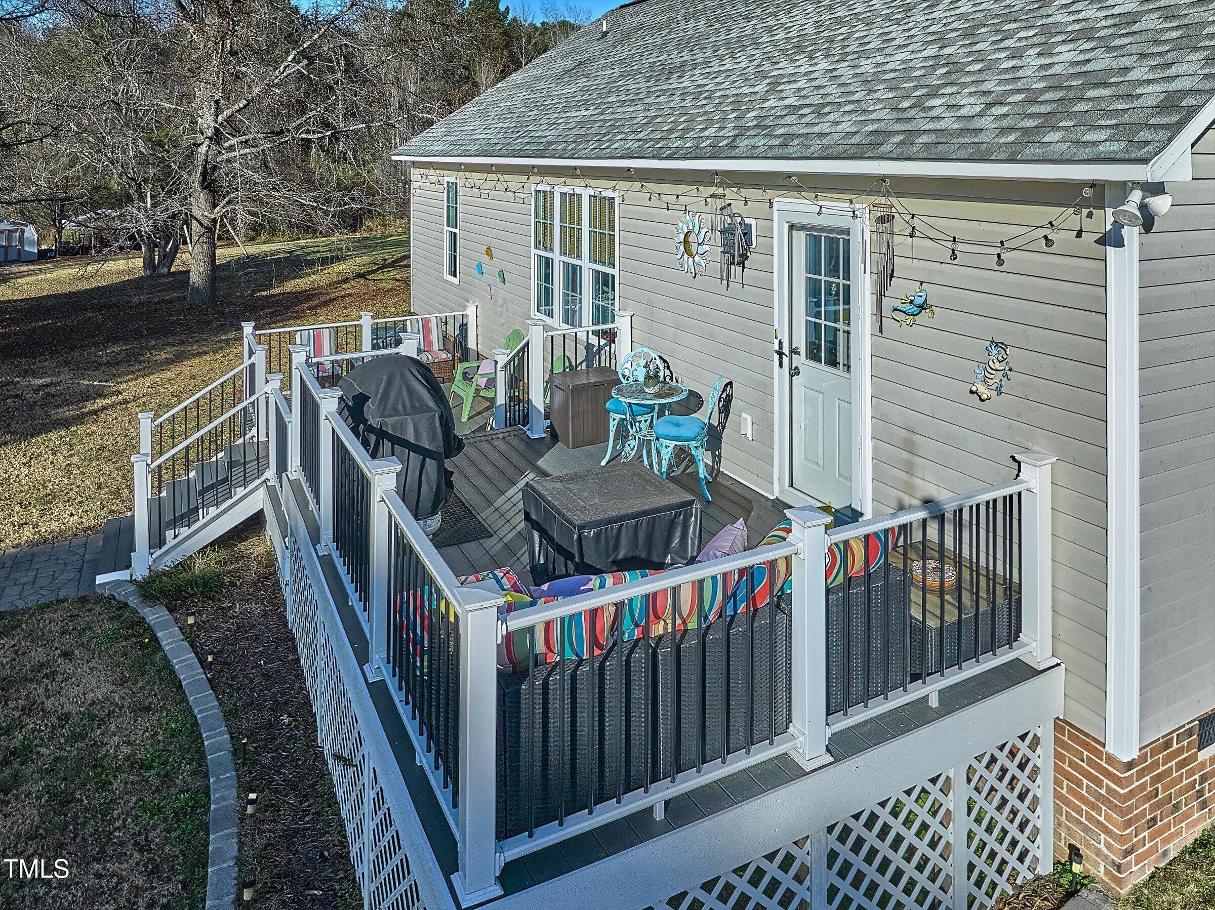 21 Birchwood Circle Coats, NC 27521 - Photo 35 of 36 a view of balcony with furniture