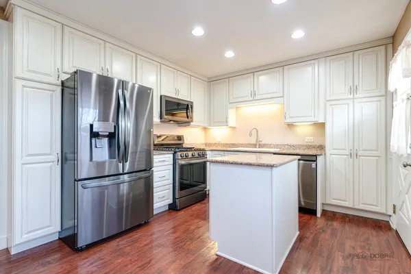 $375,000 | 24731 West Orchard Place, Round Lake, IL 60073