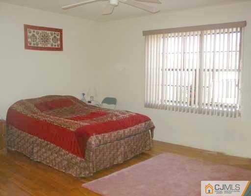 5107 Hana Road Edison, NJ 08817 - Photo 5 of 8