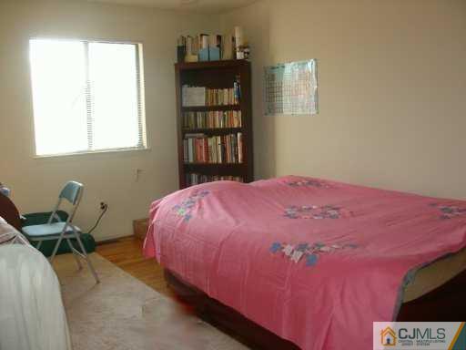 5107 Hana Road Edison, NJ 08817 - Photo 6 of 8