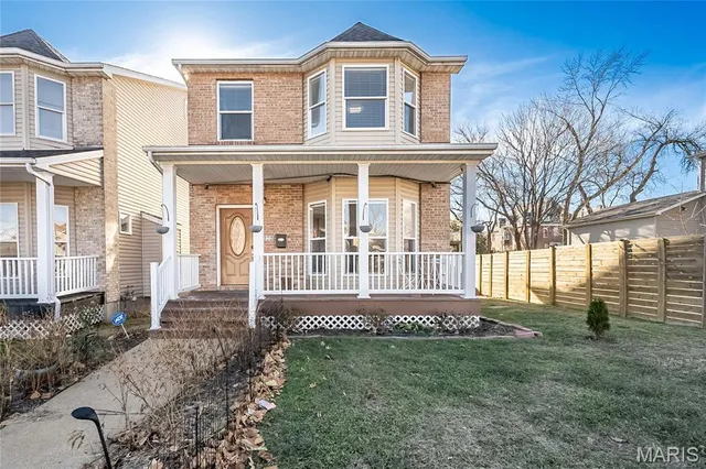 $369,000 | 4222 Delmar Boulevard, St. Louis, MO 63108