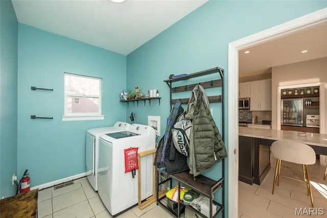 $369,000 | 4222 Delmar Boulevard, St. Louis, MO 63108