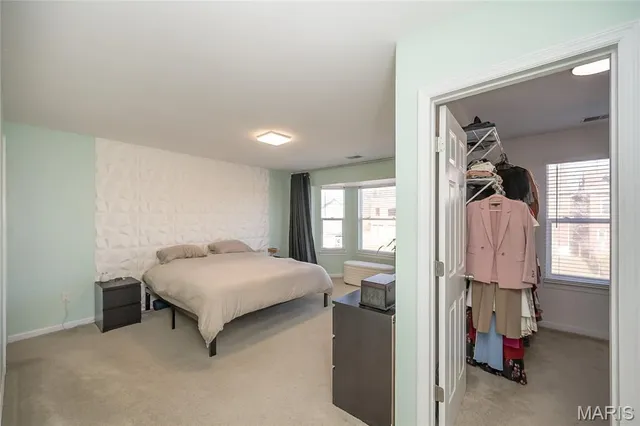 $369,000 | 4222 Delmar Boulevard, St. Louis, MO 63108