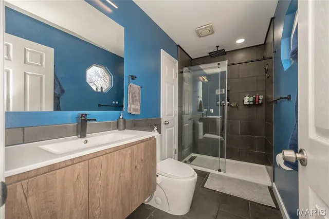 $369,000 | 4222 Delmar Boulevard, St. Louis, MO 63108