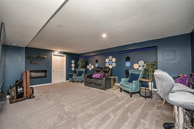 $369,000 | 4222 Delmar Boulevard, St. Louis, MO 63108