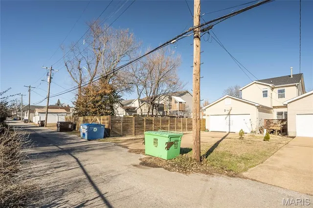 $369,000 | 4222 Delmar Boulevard, St. Louis, MO 63108