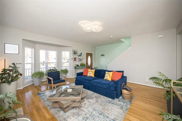 $369,000 | 4222 Delmar Boulevard, St. Louis, MO 63108