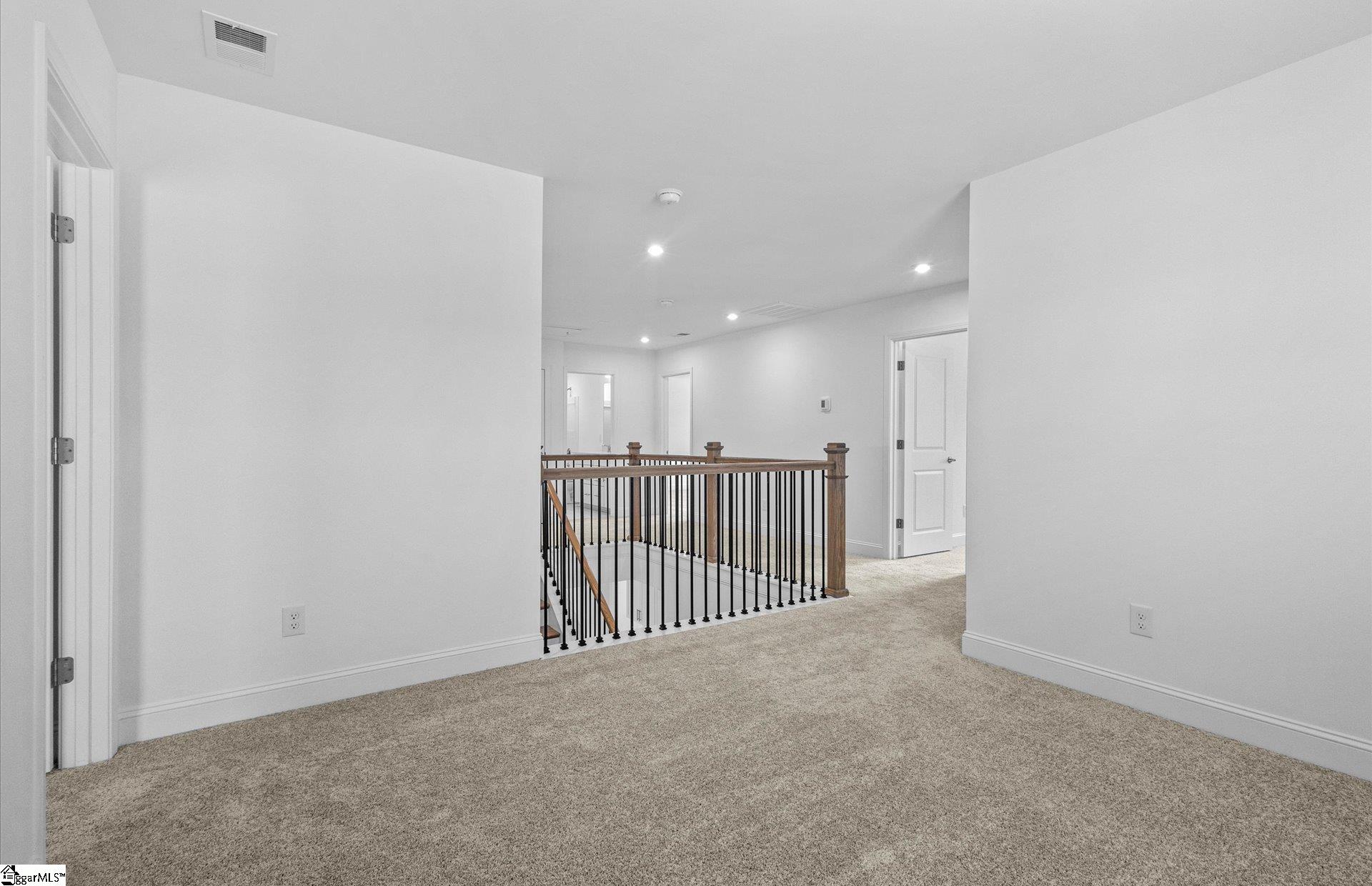 127 Indigo Pk Place Easley, SC 29642 - Photo 8 of 32